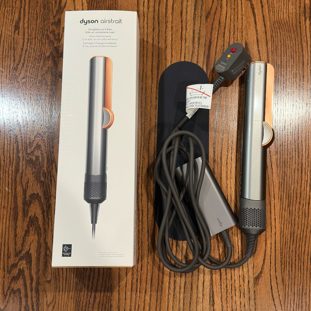 DYSON Airstrait Wet - to - Dry Straightener Nickel / Copper